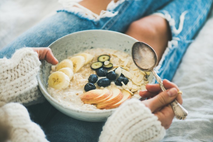 Kesalahan Makan Oatmeal yang Bikin Berat Badan Naik Kesalahan Makan Oatmeal yang Bikin Berat Badan Naik