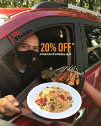 Ini 5 Tempat Yang Tawarkan Layanan Makan Di Mobil