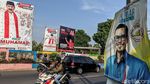 Deretan Spanduk Kampanye Calon Wali Kota Tangsel