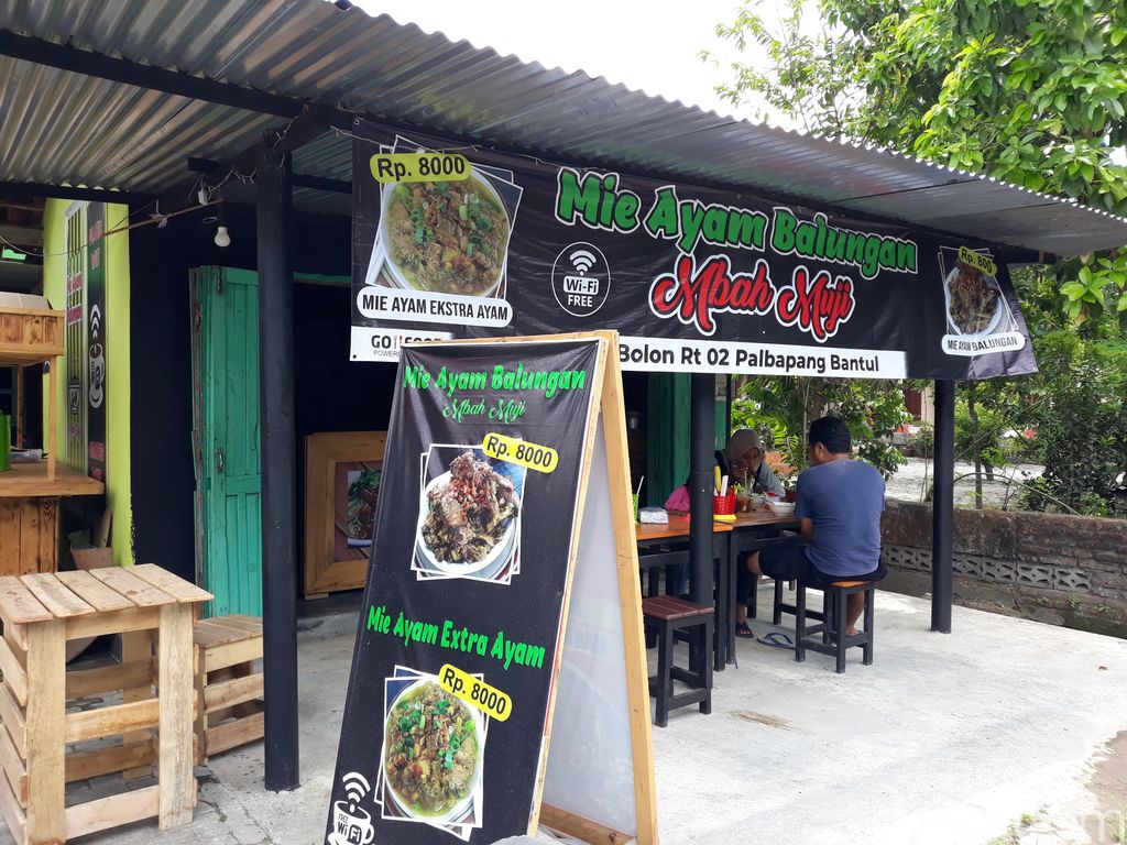 Bisa Makan Gratis Dan Dapat Rp 100 Ribu Di Warung Mie Ayam Ini