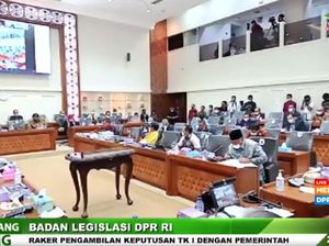 Gelar Rapat Malam, Baleg DPR-Pemerintah Akan Putuskan Nasib RUU Ciptaker