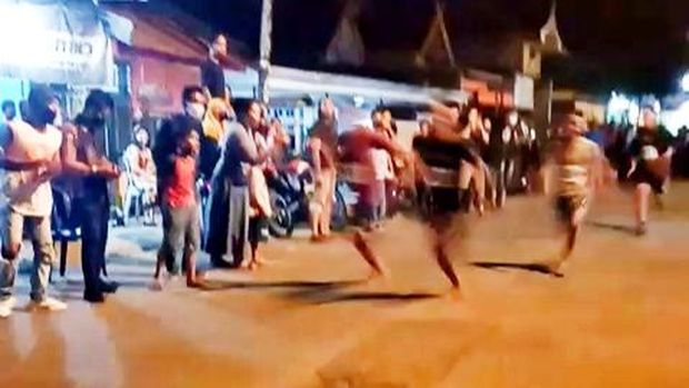 Balap Lari Liar di Bone