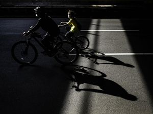 Bersepeda saat PSBB Ketat di Jakarta