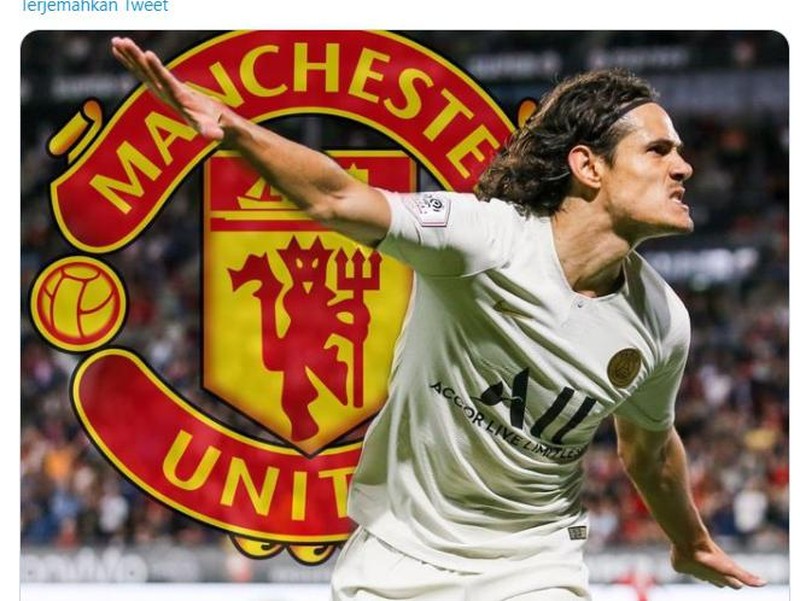 Menjelang penutupan bursa transfer musim panas, Edison Cavani dikabarkan ke Man United. Netizen pun meramaikan dengan mengedit Cavani berseragam Setan Merah.