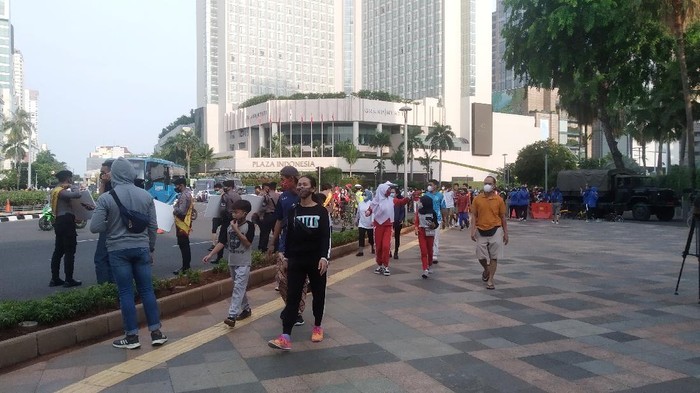 Kawasan Khusus Pesepeda Bundaran HI Ramai Dikunjungi Masyarakat Berolahraga