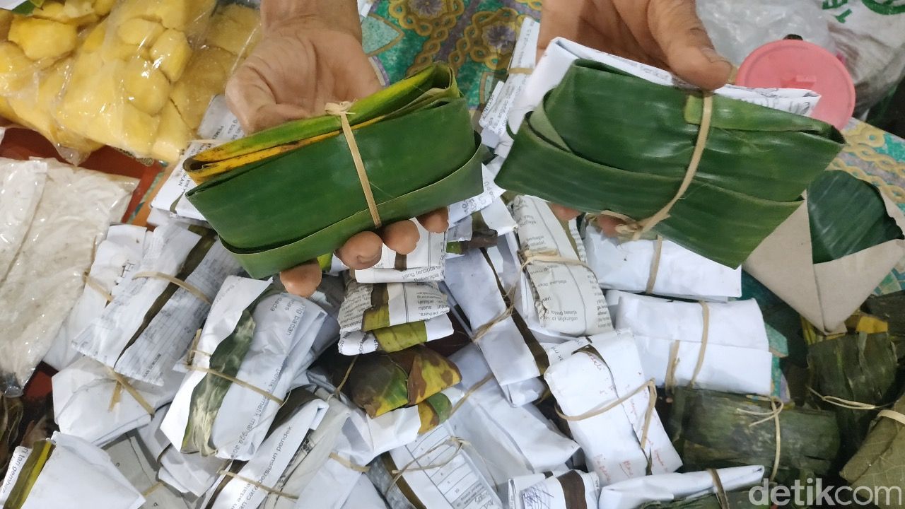 Tempe Pondasi, Tempe Kenyal Padat dari Koro Benguk Khas Pacitan