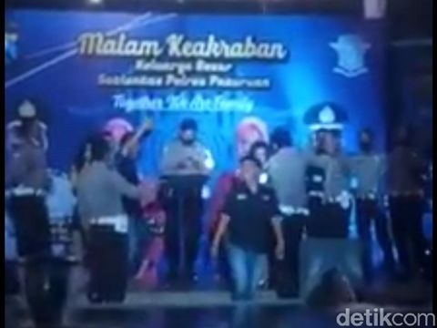 Viral Polisi Dangdutan Langgar Protokol Kesehatan, Netizen Geram
