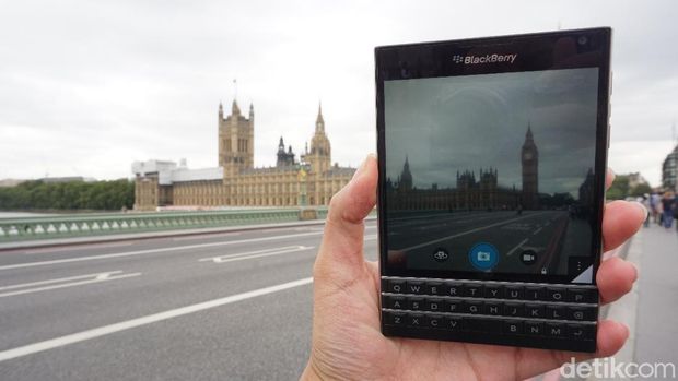 BlackBerry Passport