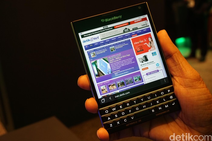 BlackBerry Passport