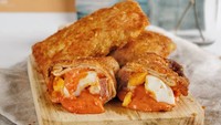 Risoles mentai juga jadi menu andalan di Alegres Kitchen. Risoles ukuran jumbo ini diberi isian saus mentai berlimpah. Kamu juga bisa menjadikan menu ini sebagai stok camilan di rumah.Foto : instagram  @alegreskitchen