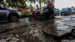Duh, Jalan Berlubang di Kabupaten Bogor Bahayakan Pengendara