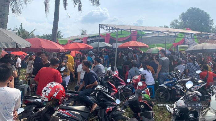 Hajatan Nikah di Sumsel Langgar Protokol Kesehatan Dibubarkan