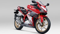 Meski tanpa quick shifter, Honda CBR250RR SP ini tetap dibekali fitur Assist and Slipper Clutch. Fitur itu berfungsi mencegah ban belakang selip karena engine brake saat penurunan gigi secara ekstrem, serta membuat pengendara dapat merasakan pengoperasian kopling yang semakin ringan. Foto: Dok. AHM