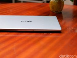Unboxing MateBook D15, Laptop Rp 8 Jutaan untuk Belajar Online