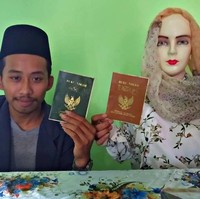 Ternyata ada yang hubungannya berhasil sampai ke jenjang pernikahan nih.. Foto: Facebook/Khoirul Anam