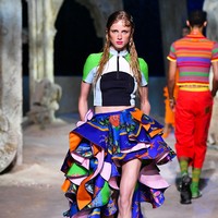 Fashion show koleksi terbaru Versace di Milan Womens Fashion Week, Milan, Italia, 25 September 2020. (Photo by Handout/Versace Press Office via Getty Images)