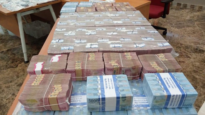 Konferensi pers kasus pembobolan bank yang rugikan Rp 146 M di Mabes Polri