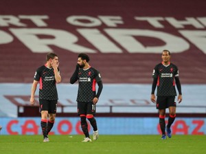 Liverpool Kalah Telak karena Rumput Gondrong?