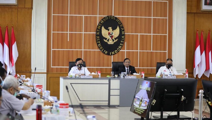Mahfud Pimpin Rapat TGPF Penambakan di Papua