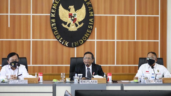 Mahfud Pimpin Rapat TGPF Penambakan di Papua