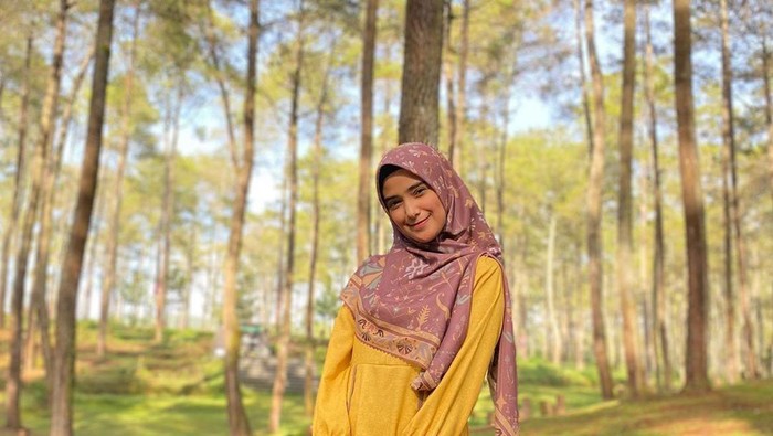 Nadya Mustika