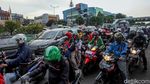 Kawasan Pasar Minggu Padat Merayap Saat Jakarta PSBB Ketat