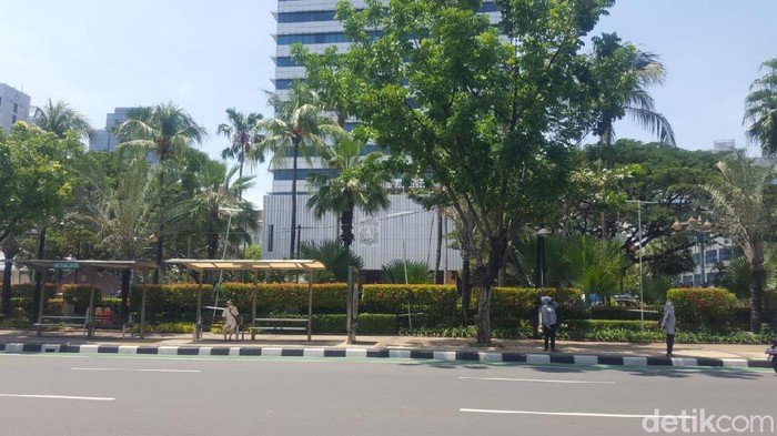 Pekerja Hiburan Malam Demo Anies-DPRD DKI Siang Ini, Tuntut PSBB Dicabut