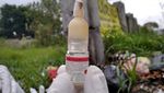 Penampakan Limbah Botol Vaksin yang Dibuang Sembarangan di Cianjur