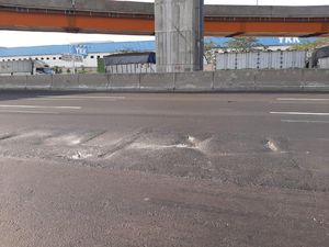 Hati-hati, Mulai Pukul 10.00 Ada Perbaikan Jalan di Tol Japek