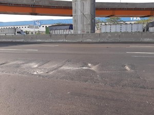 Hati-hati, Mulai Pukul 10.00 Ada Perbaikan Jalan di Tol Japek