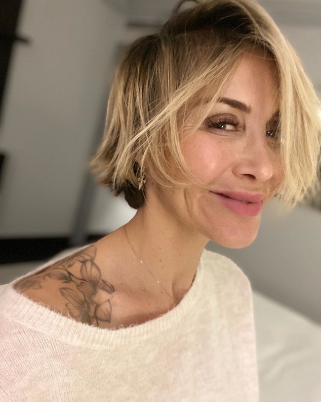 Samantha memilih mencoba menjadi wanita panggilan di usia 37. Karier tersebut dipilihnya setelah bercerai.  Foto: Instagram