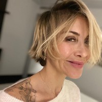 Samantha memilih mencoba menjadi wanita panggilan di usia 37. Karier tersebut dipilihnya setelah bercerai.  Foto: Instagram