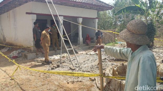 sumur bor keluar gas