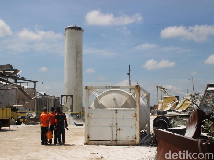 Tabung nitrogen perusahaan di Pontianak meledak akibatkan 3 orang meninggal (Adi Saputro/detikcom)