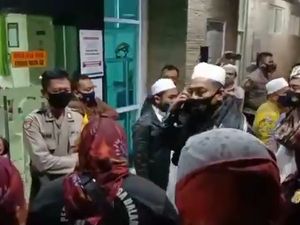 Jenazah Kiai di Jember Disebut COVID Dijemput Paksa, Ini Kata RS dan Satgas