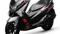 Di luar ubahan grafis, tidak ada detail lain yang istimewa di Nmax edisi Star Wars ini. Bahkan, model yang digunakan pun masih Nmax generasi lama. Di Brasil, Nmax Star Wars dibanderol dengan harga 14.390 real atau setara dengan Rp 37,5 juta. Foto: Yamaha