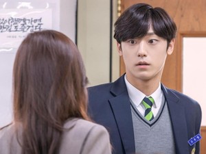 Adegan Ciuman Kim Ha Neul dan Lee Do Hyun di 18 Again Jadi Sorotan