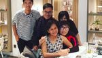 Momen Adjie Notonegoro Makan di Warung hingga Resto Mewah