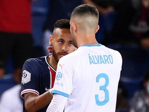 RIbut dengan Neymar, Alvaro Gonzalez Diancam Dibunuh