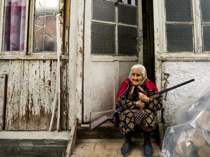 Armenia-Azerbaijan Kian Panas, Warga Sipil Jadi Korban, Kota Luluh-Lantak