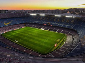 Terancam Bangkrut, Barcelona Incar Suntikan Dana dari Amazon?