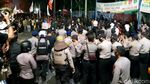 Melihat Lagi Demo Tolak Omnibus Law UU Cipta Kerja yang Berakhir Ricuh