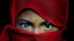 Mereka dari Suku-Suku di Sulawesi Tenggara yang Bermata Biru