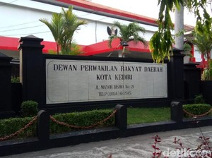 Dicopot dari Ketua Fraksi, Kader PAN Kota Kediri Pertanyakan Kesalahannya