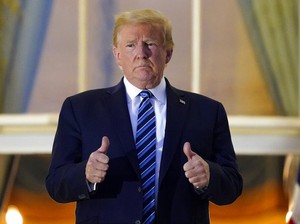 Trump Klaim Bebas Pengobatan Virus Corona