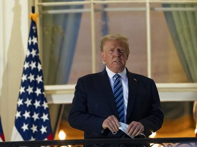 Duh! Tiba di Gedung Putih, Trump Langsung Lepas Masker