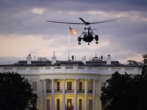 Video Klaster Covid-19 di Sekeliling Trump