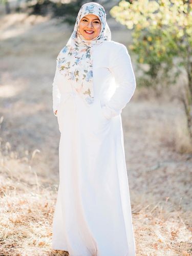 6 Inspirasi OOTD Hijab Wanita Gemuk Agar Terlihat Kekinian