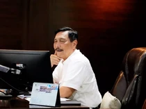Luhut Sebut Elon Musk Bakal ke IKN buat Pasang Internet