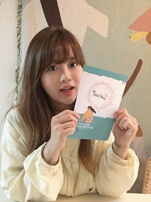 Penulis Korea Baek Se Hee yang menulis buku I Want to Die But I Want to Eat Tteokpokki